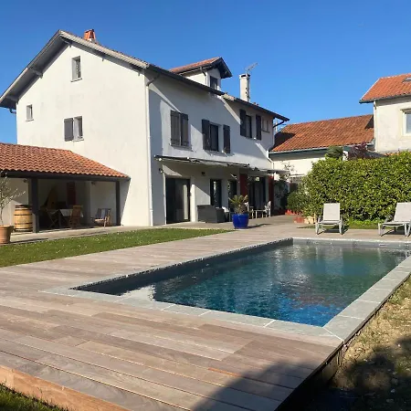 Hiru Alabak - Maison A Biarritz, Piscine, Jardin, 8 Personnes Біарріц
