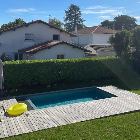 Villa Hiru Alabak - Maison A Biarritz, Piscine, Jardin, 8 Personnes *