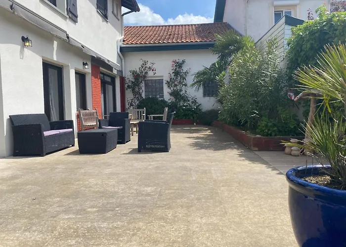 Hiru Alabak - Maison A Biarritz, Piscine, Jardin, 8 Personnes Villa Biarritz