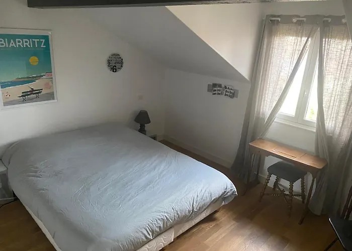 别墅 Hiru Alabak - Maison A Biarritz, Piscine, Jardin, 8 Personnes 比亚里茨