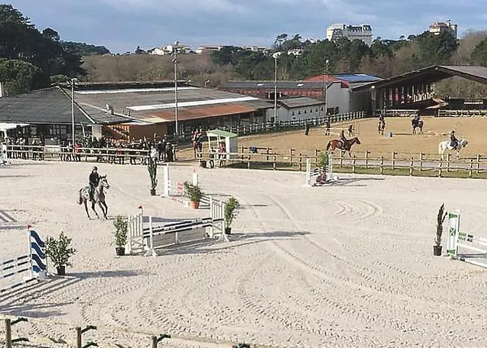别墅 Hiru Alabak - Maison A Biarritz, Piscine, Jardin, 8 Personnes