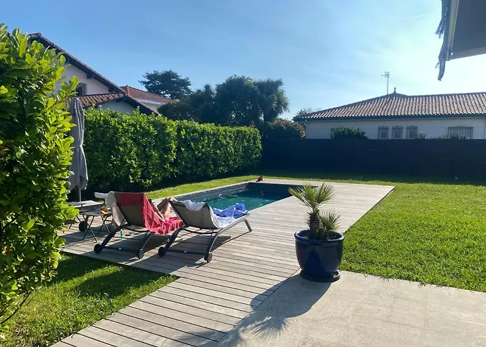 Hiru Alabak - Maison A Biarritz, Piscine, Jardin, 8 Personnes *